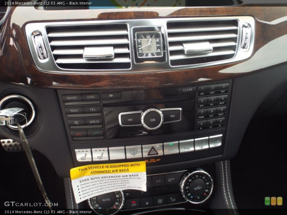 Black Interior Controls for the 2014 Mercedes-Benz CLS 63 AMG #89981393