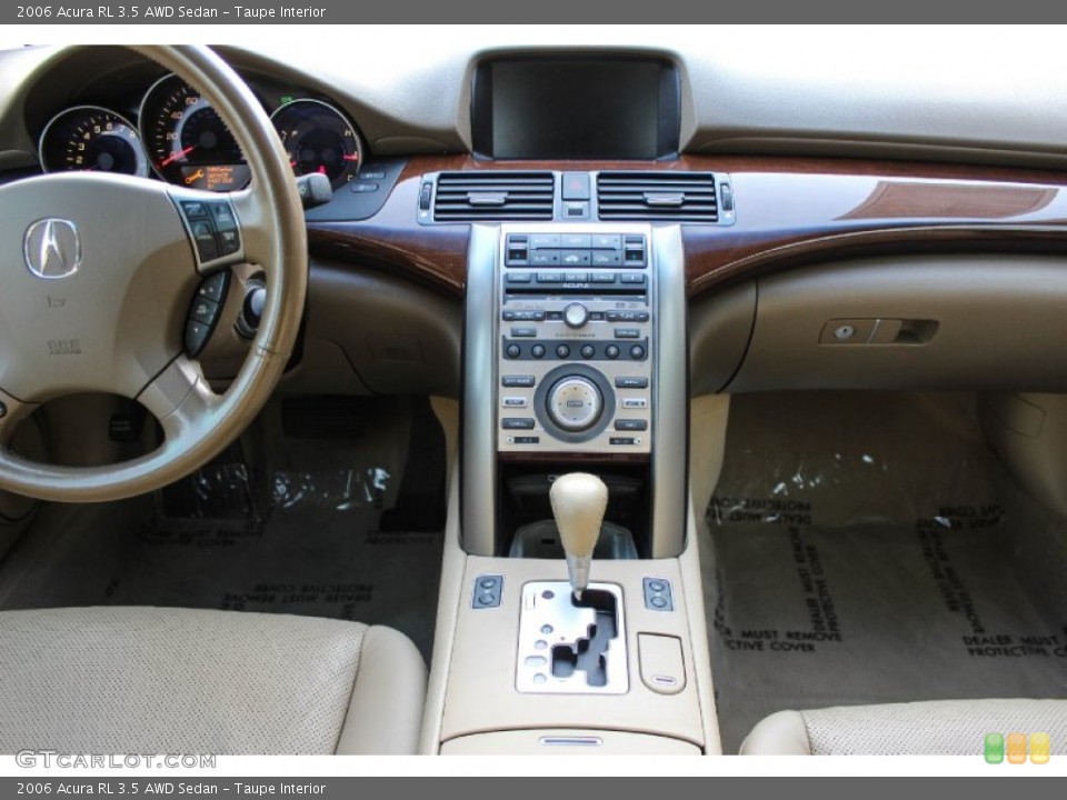 Taupe Interior Dashboard for the 2006 Acura RL 3.5 AWD Sedan #90033354
