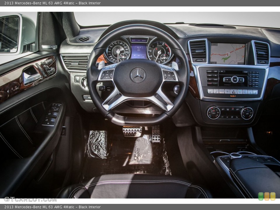Black Interior Dashboard for the 2013 Mercedes-Benz ML 63 AMG 4Matic #90038959