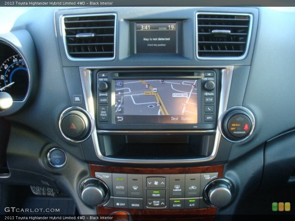 Black Interior Controls for the 2013 Toyota Highlander Hybrid Limited 4WD #90053005