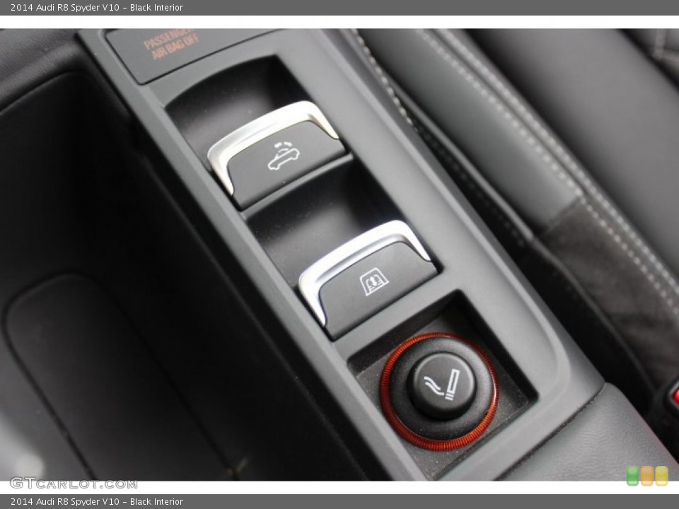 Black Interior Controls for the 2014 Audi R8 Spyder V10 #90088317