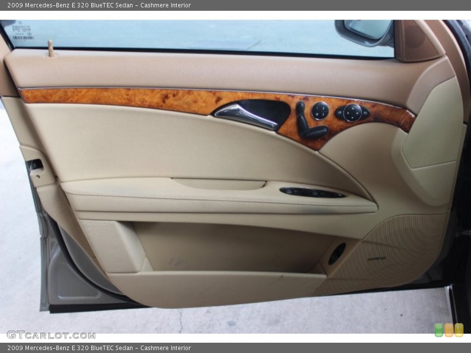 Cashmere Interior Door Panel for the 2009 Mercedes-Benz E 320 BlueTEC Sedan #90094137
