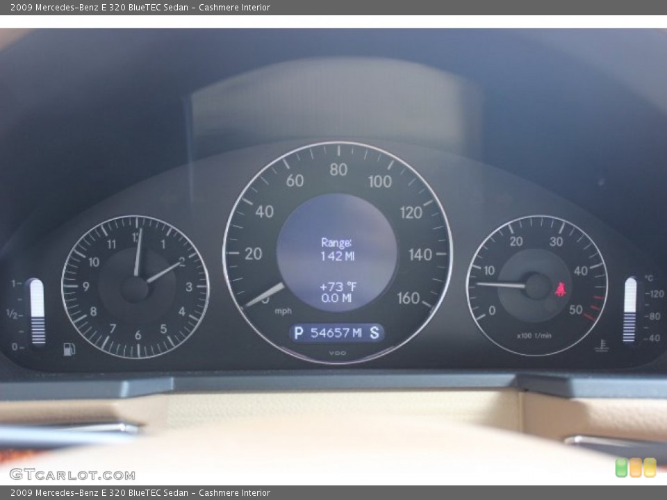 Cashmere Interior Gauges for the 2009 Mercedes-Benz E 320 BlueTEC Sedan #90094584