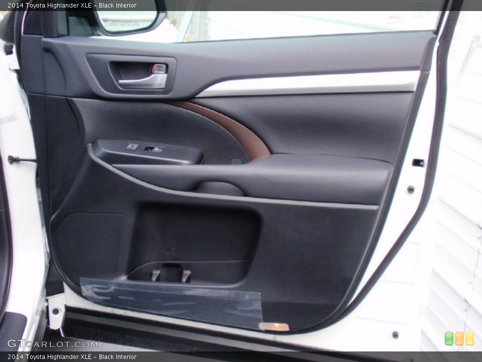 Black Interior Door Panel for the 2014 Toyota Highlander XLE #90099741