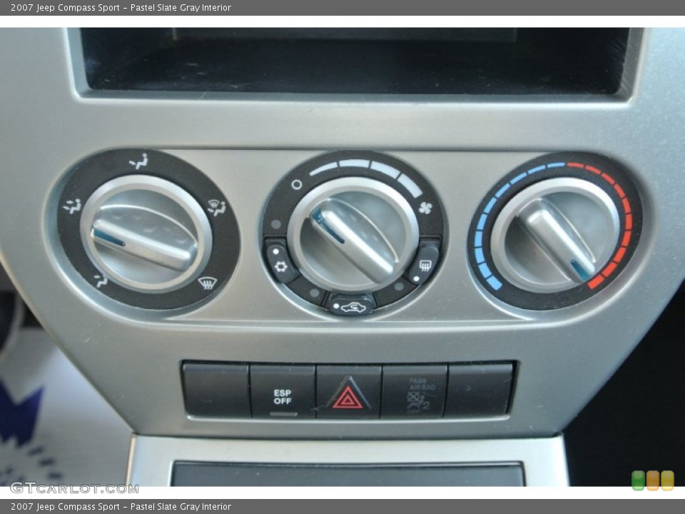 Pastel Slate Gray Interior Controls for the 2007 Jeep Compass Sport #90099780