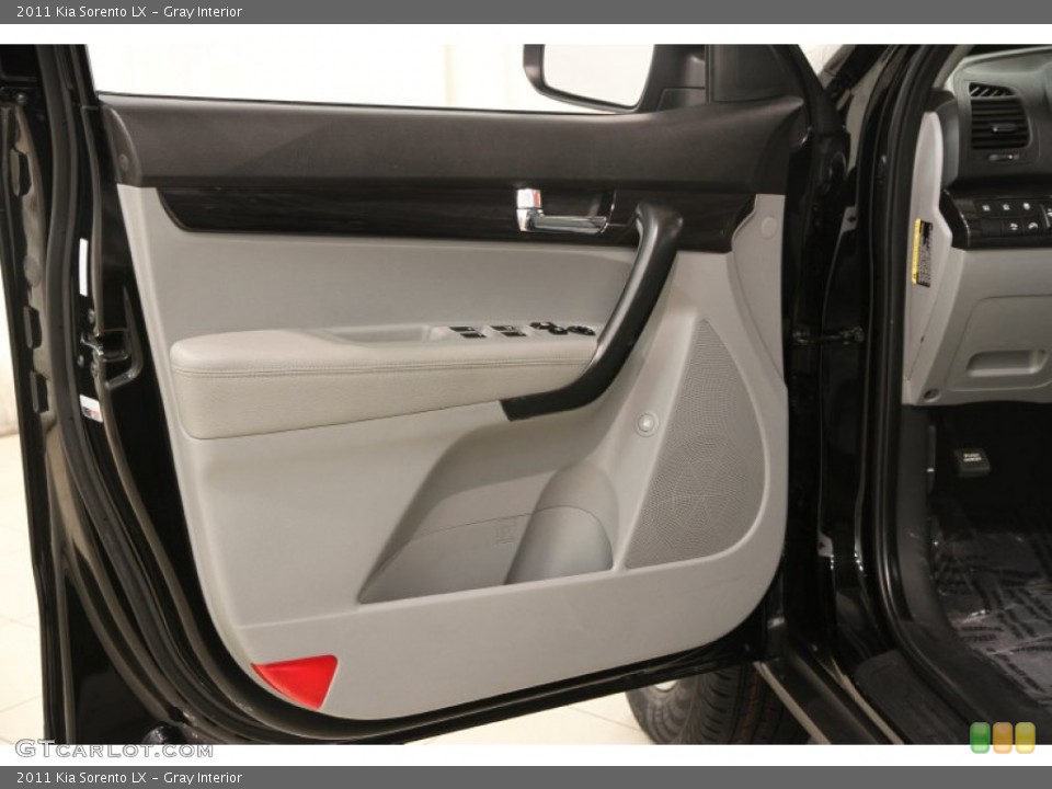 Gray Interior Door Panel for the 2011 Kia Sorento LX #90122060