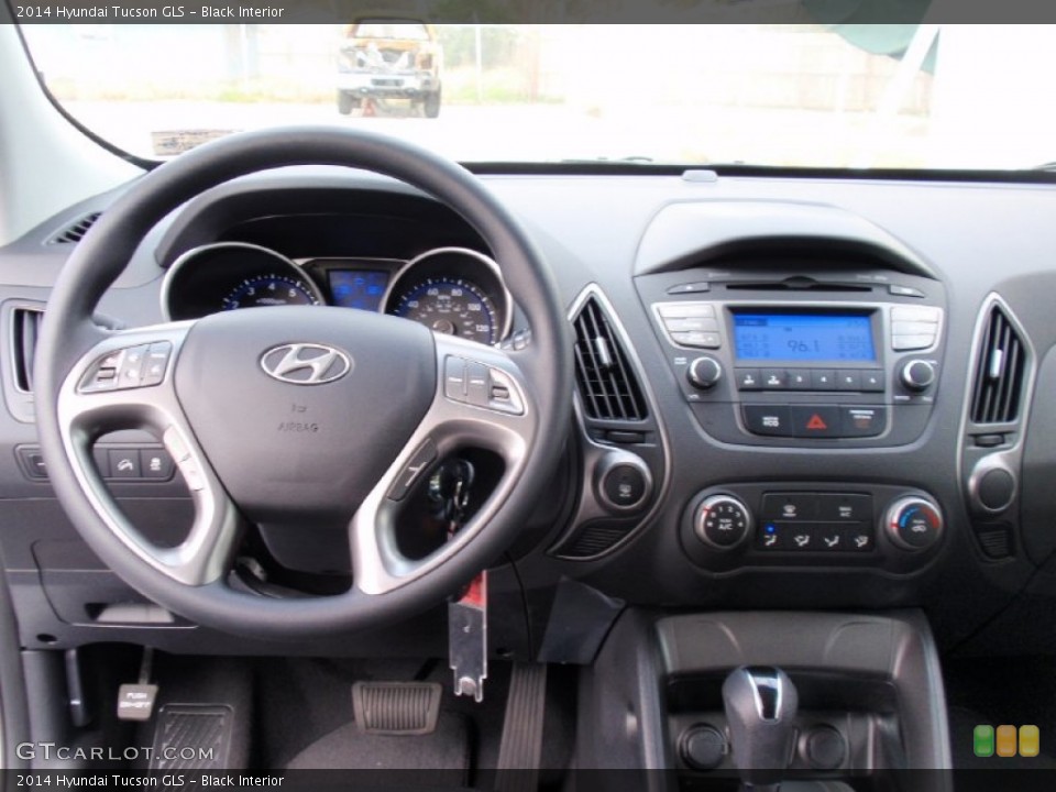 Black Interior Dashboard for the 2014 Hyundai Tucson GLS #90123171