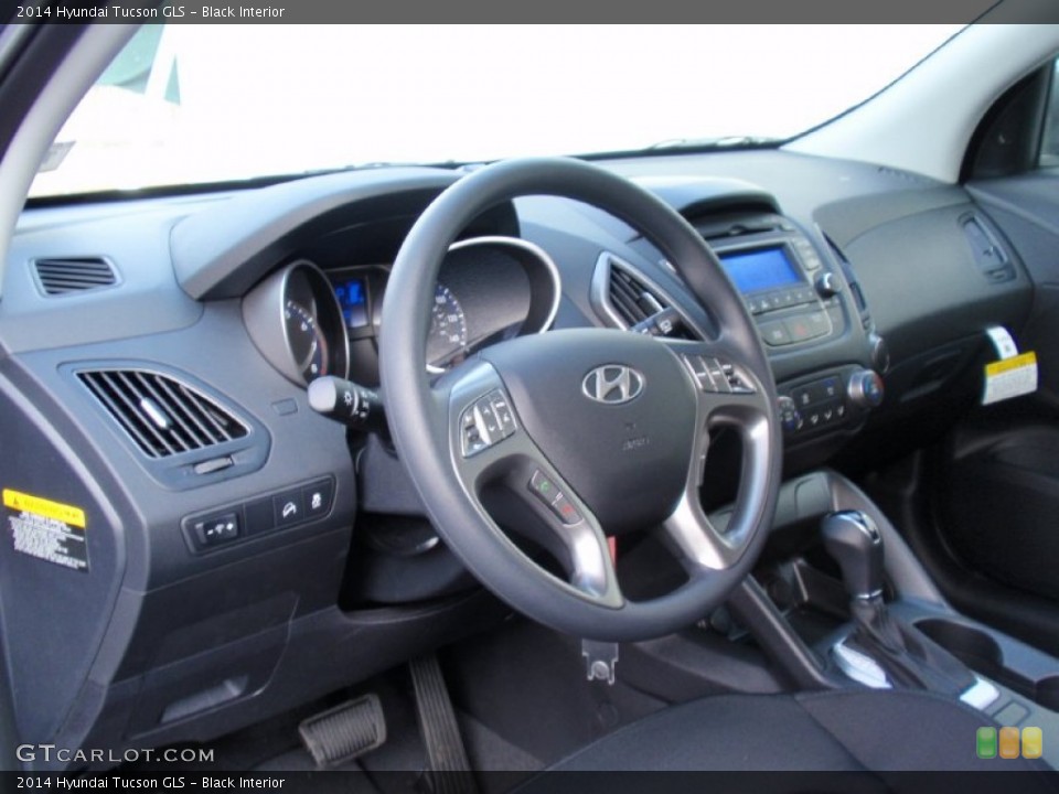 Black Interior Dashboard for the 2014 Hyundai Tucson GLS #90123342