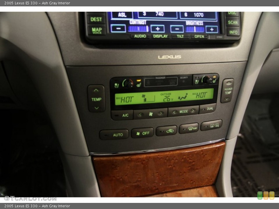 Ash Gray Interior Controls for the 2005 Lexus ES 330 #90131904