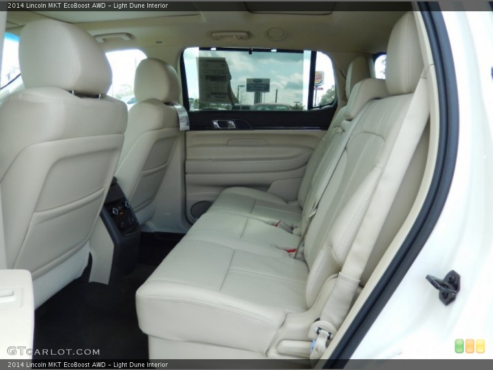 Light Dune Interior Rear Seat for the 2014 Lincoln MKT EcoBoost AWD #90132049
