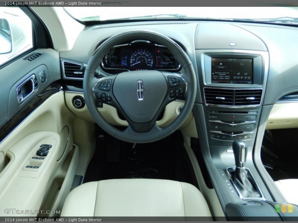 Light Dune Interior Dashboard for the 2014 Lincoln MKT EcoBoost AWD #90132091