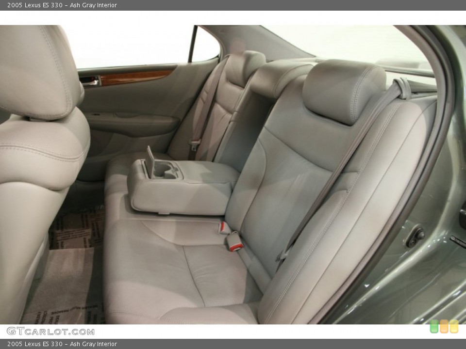 Ash Gray Interior Rear Seat for the 2005 Lexus ES 330 #90132493