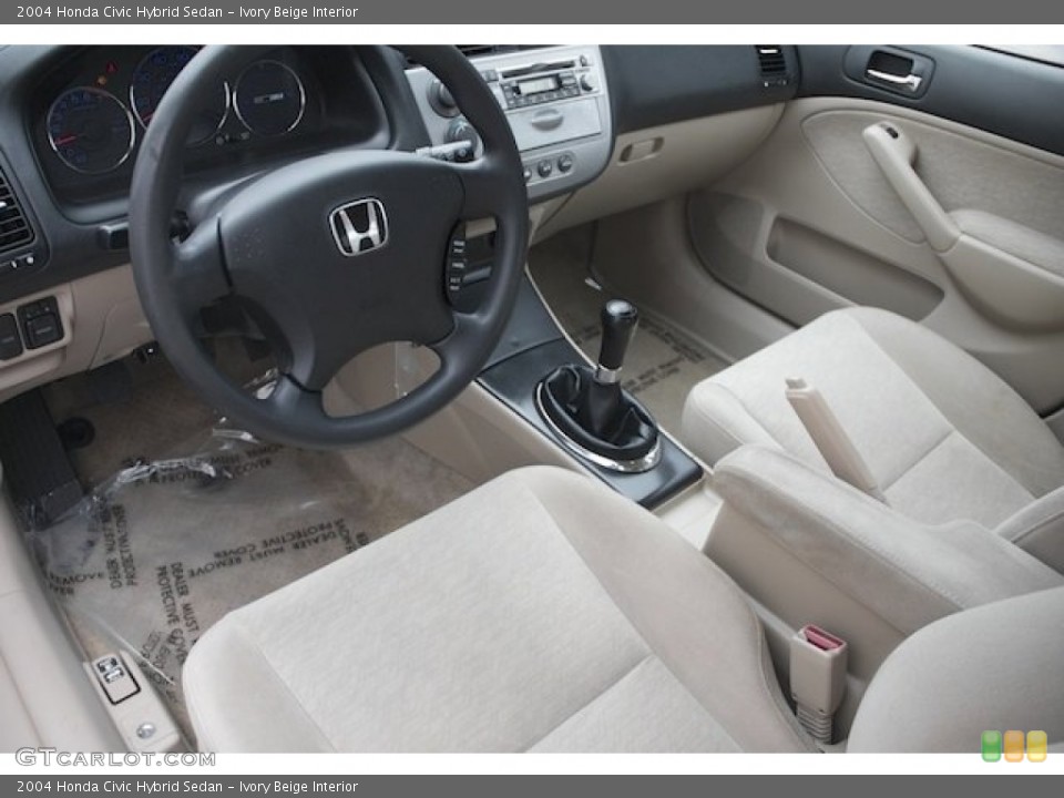 Ivory Beige Interior Photo for the 2004 Honda Civic Hybrid Sedan #90133237