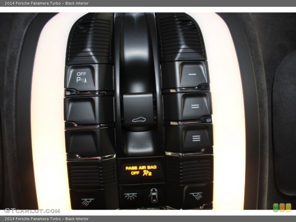 Black Interior Controls for the 2014 Porsche Panamera Turbo #90139249
