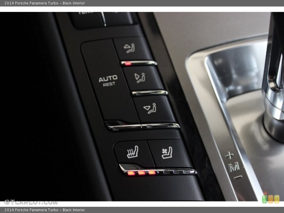 Black Interior Controls for the 2014 Porsche Panamera Turbo #90139345