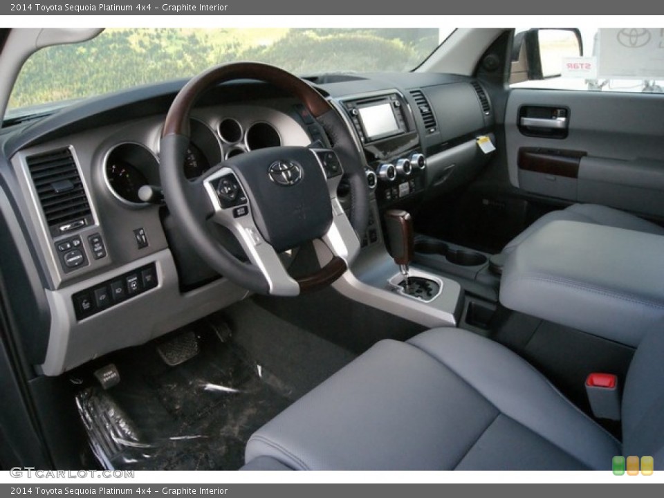 Graphite Interior Photo for the 2014 Toyota Sequoia Platinum 4x4 #90162592