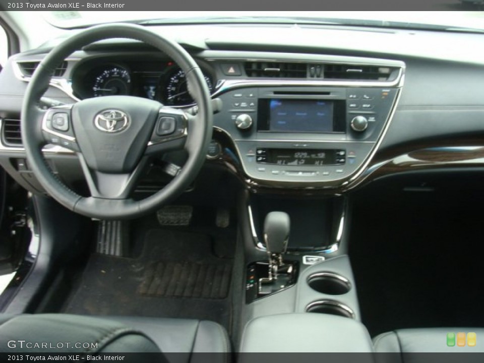 Black Interior Dashboard for the 2013 Toyota Avalon XLE #90209528