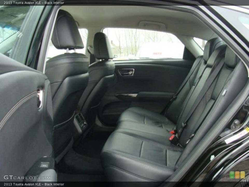 Black Interior Rear Seat for the 2013 Toyota Avalon XLE #90209618