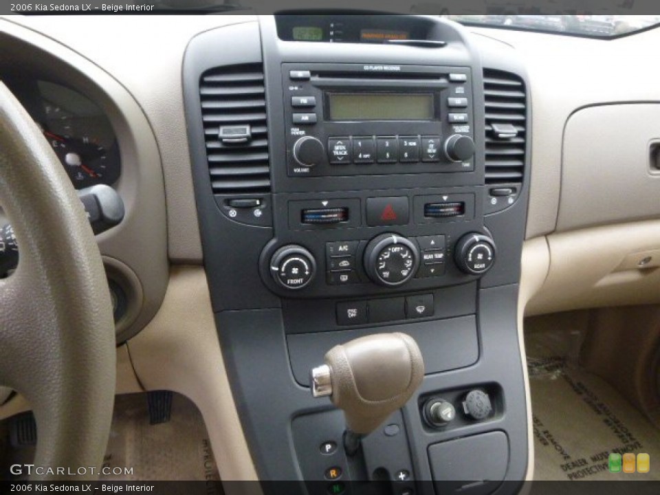 Beige Interior Controls for the 2006 Kia Sedona LX #90235493