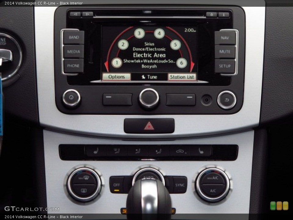 Black Interior Controls for the 2014 Volkswagen CC R-Line #90253416