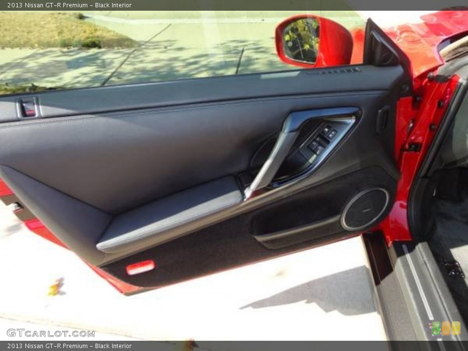 Black Interior Door Panel for the 2013 Nissan GT-R Premium #90277538