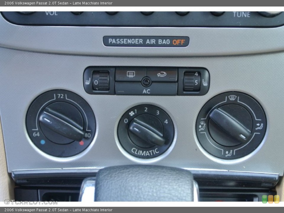 Latte Macchiato Interior Controls for the 2006 Volkswagen Passat 2.0T Sedan #90281752