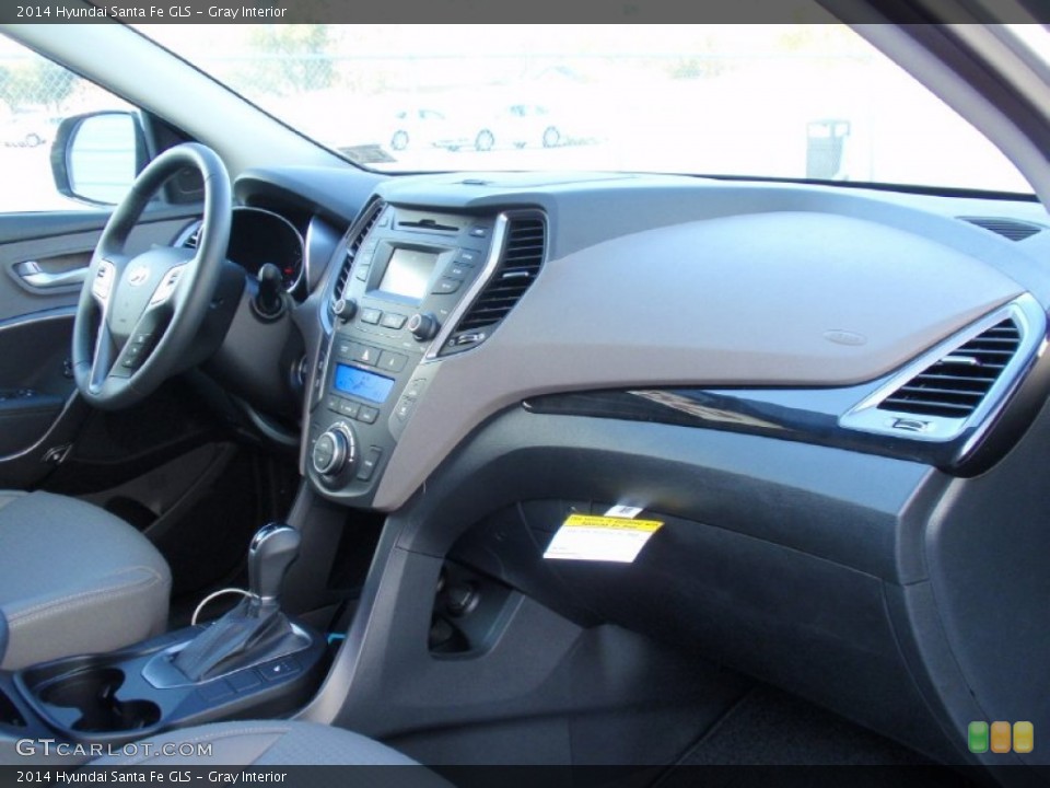 Gray Interior Dashboard for the 2014 Hyundai Santa Fe GLS #90284254