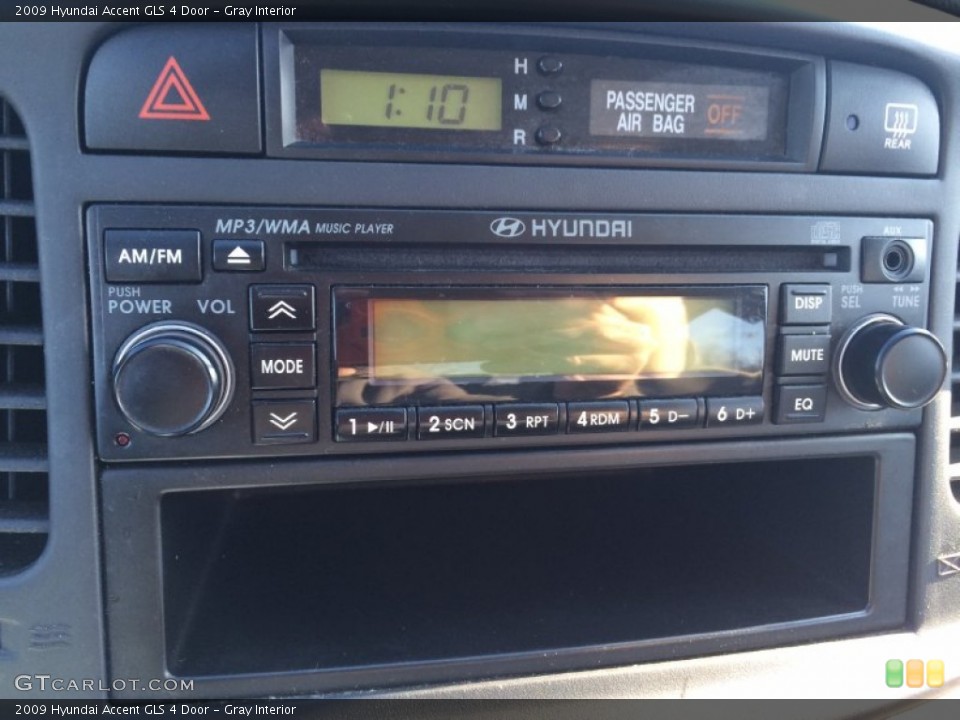 Gray Interior Audio System for the 2009 Hyundai Accent GLS 4 Door #90286006