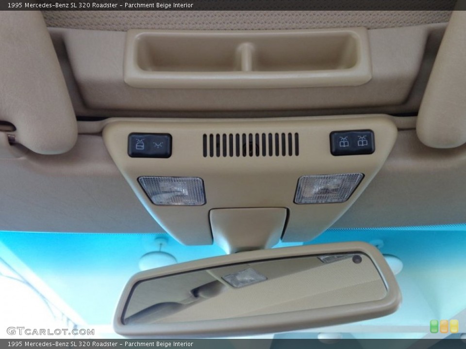 Parchment Beige Interior Controls for the 1995 Mercedes-Benz SL 320 Roadster #90290449