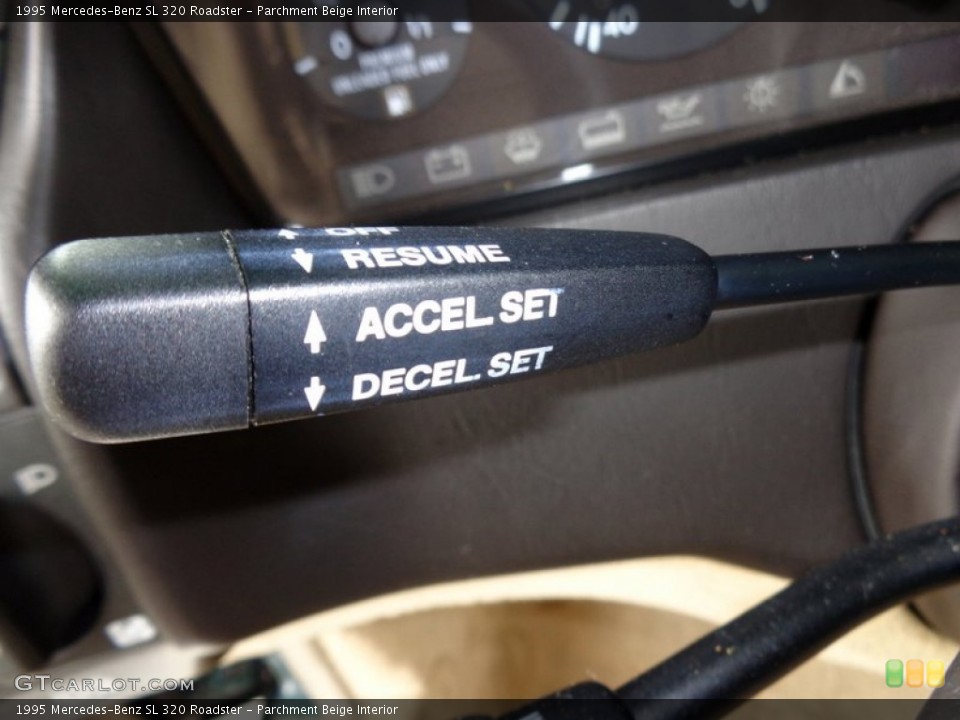 Parchment Beige Interior Controls for the 1995 Mercedes-Benz SL 320 Roadster #90290533