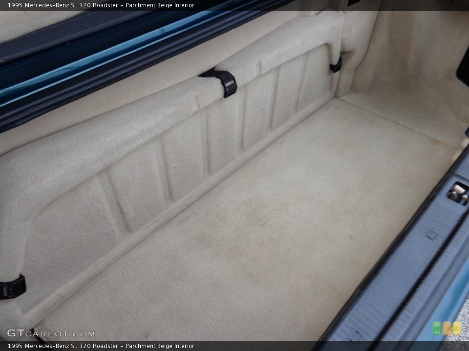 Parchment Beige Interior Trunk for the 1995 Mercedes-Benz SL 320 Roadster #90290848