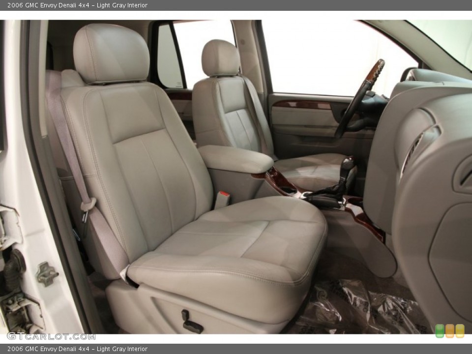 Light Gray Interior Front Seat for the 2006 GMC Envoy Denali 4x4 #90291169