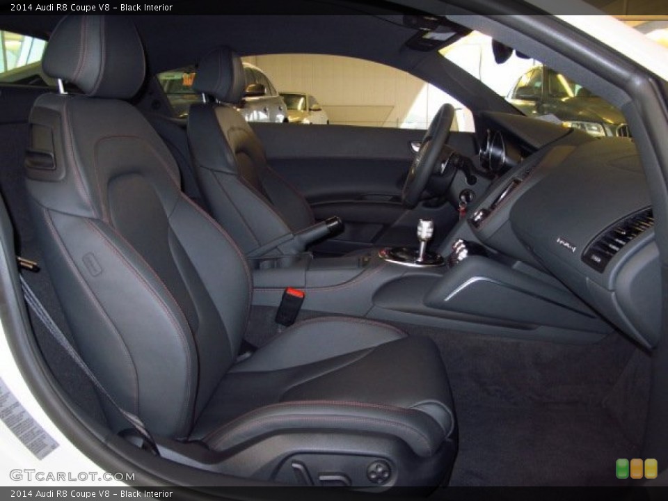Black Interior Photo for the 2014 Audi R8 Coupe V8 #90331110