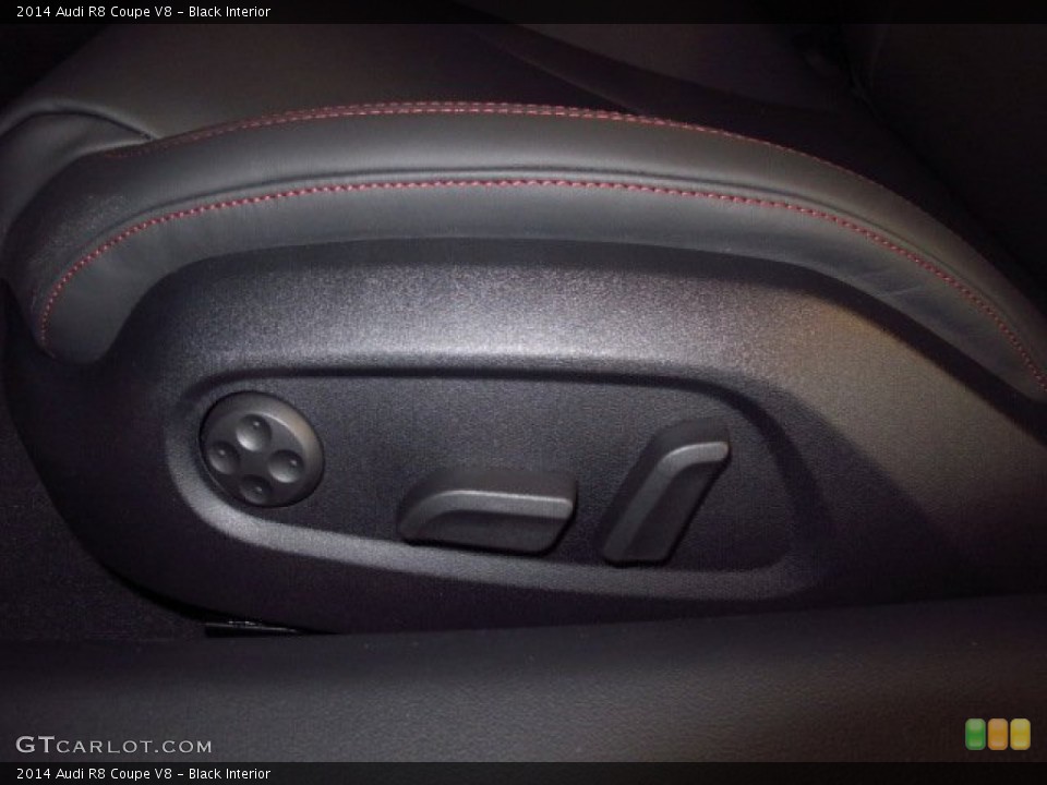 Black Interior Controls for the 2014 Audi R8 Coupe V8 #90331155