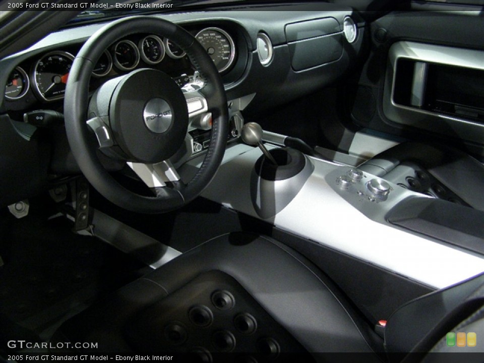 Ebony Black Interior Photo for the 2005 Ford GT  #90349