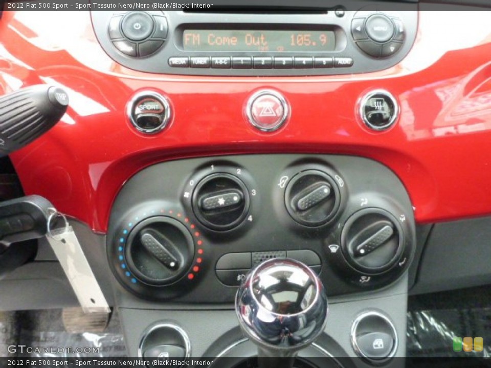 Sport Tessuto Nero/Nero (Black/Black) Interior Controls for the 2012 Fiat 500 Sport #90354030