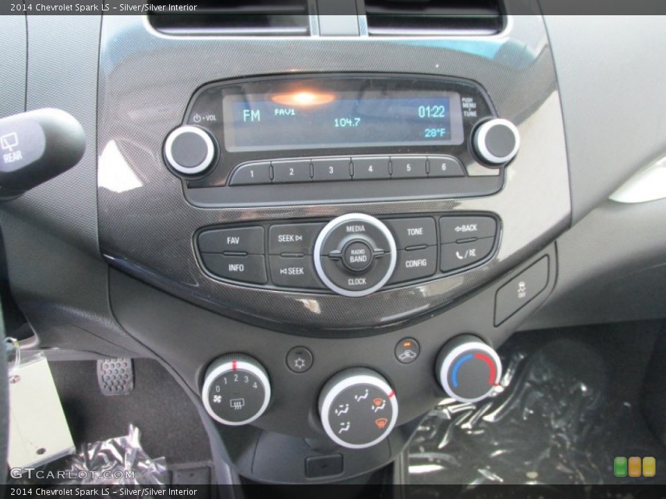 Silver/Silver Interior Controls for the 2014 Chevrolet Spark LS #90375290