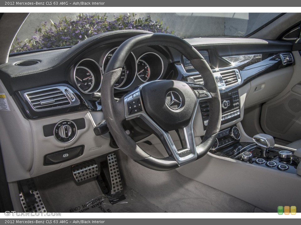 Ash/Black Interior Dashboard for the 2012 Mercedes-Benz CLS 63 AMG #90376366