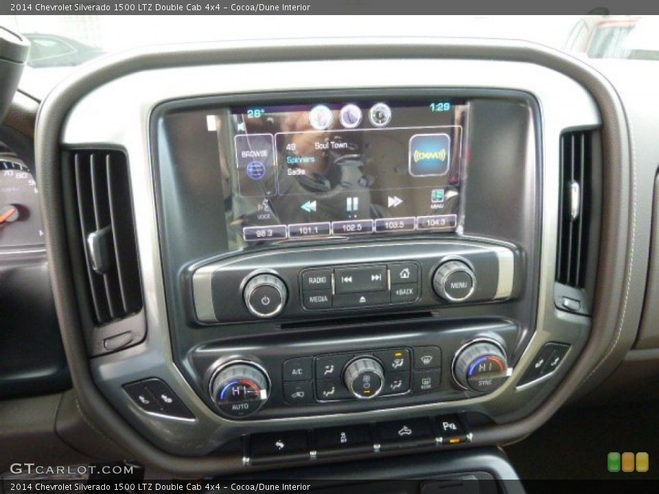 Cocoa/Dune Interior Controls for the 2014 Chevrolet Silverado 1500 LTZ Double Cab 4x4 #90389003