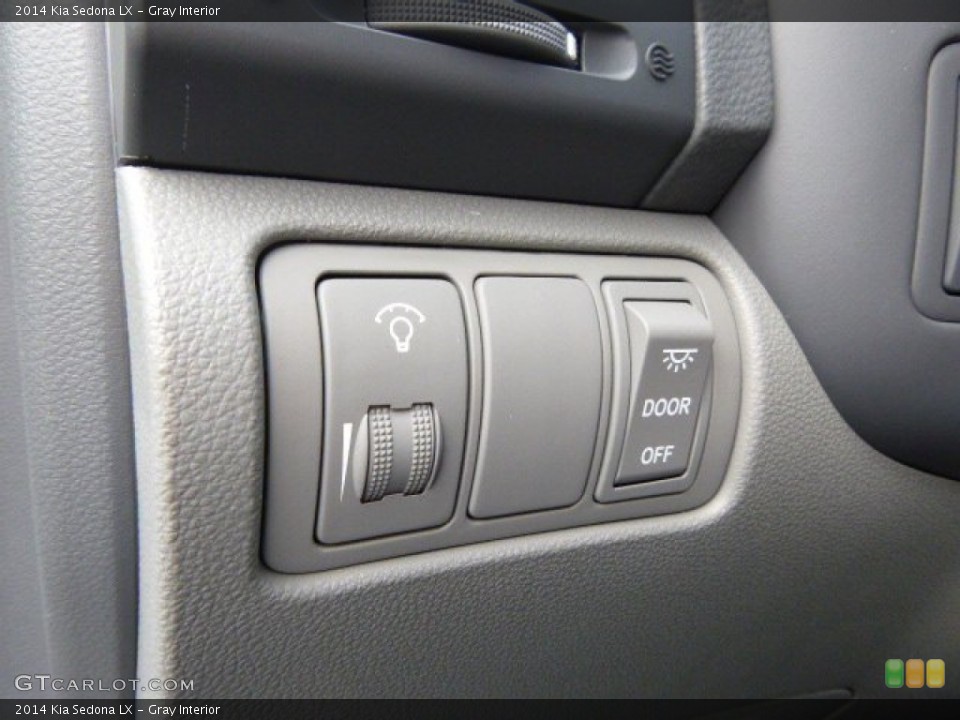 Gray Interior Controls for the 2014 Kia Sedona LX #90393035