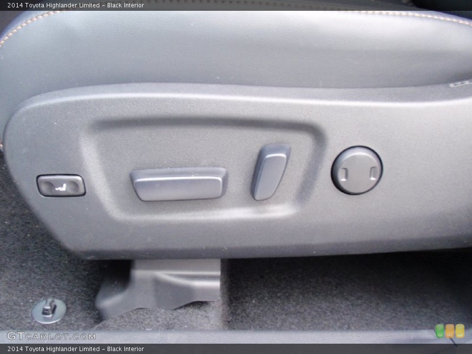 Black Interior Controls for the 2014 Toyota Highlander Limited #90406556