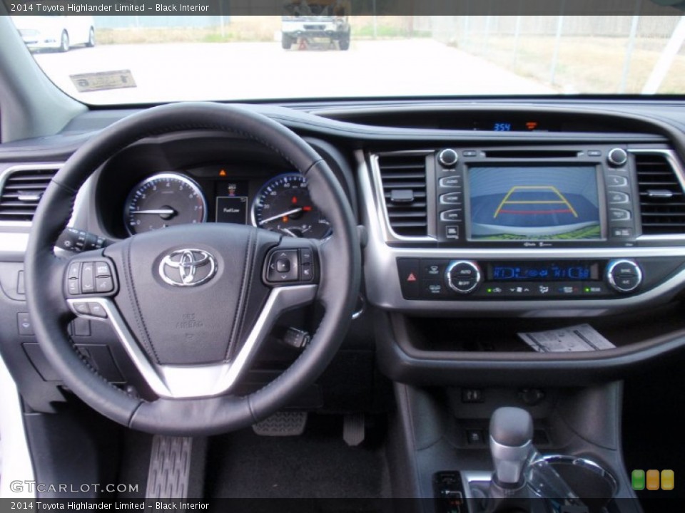 Black Interior Dashboard for the 2014 Toyota Highlander Limited #90406574