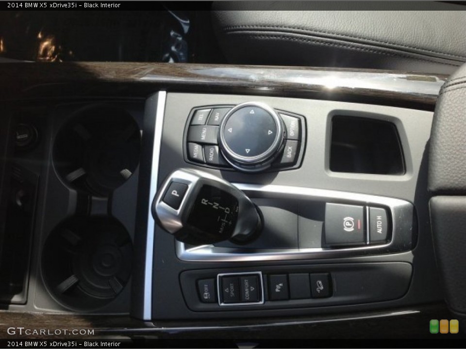 Black Interior Controls for the 2014 BMW X5 xDrive35i #90457821