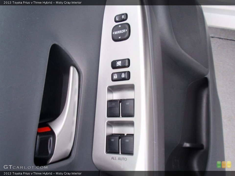 Misty Gray Interior Controls for the 2013 Toyota Prius v Three Hybrid #90481166