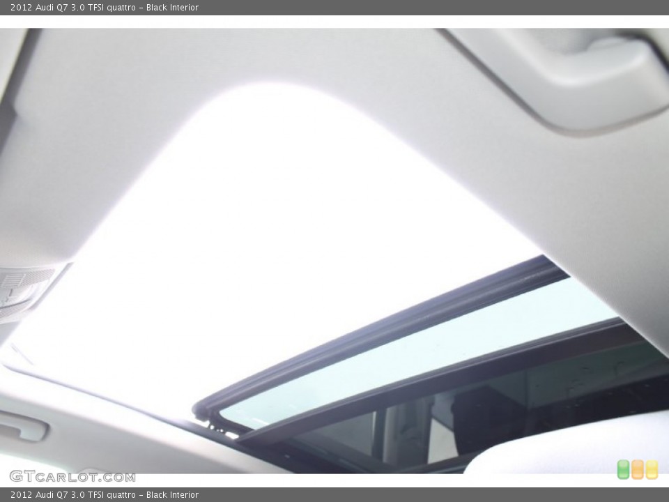 Black Interior Sunroof for the 2012 Audi Q7 3.0 TFSI quattro #90508734