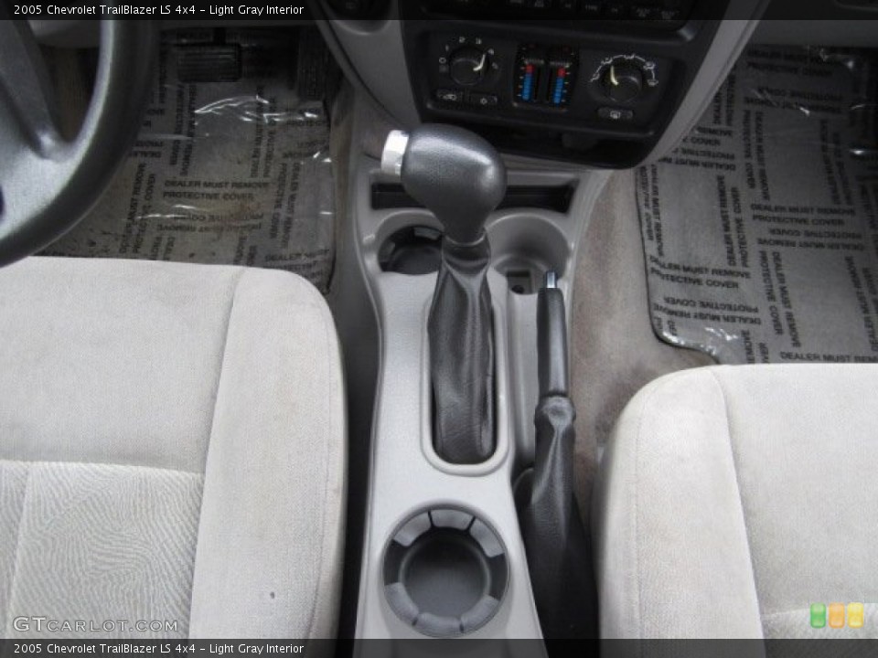 Light Gray Interior Transmission for the 2005 Chevrolet TrailBlazer LS 4x4 #90516927