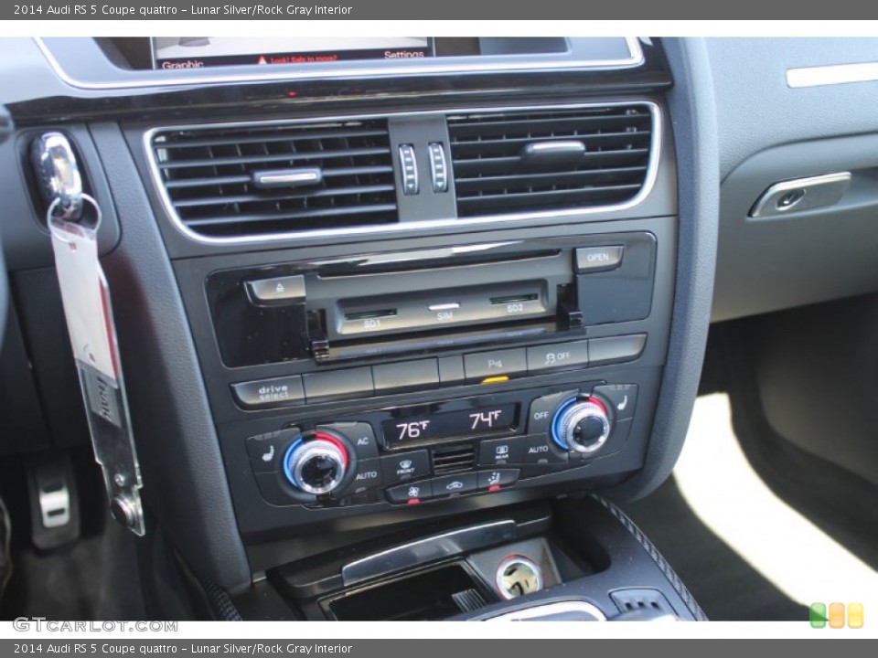 Lunar Silver/Rock Gray Interior Controls for the 2014 Audi RS 5 Coupe quattro #90532070