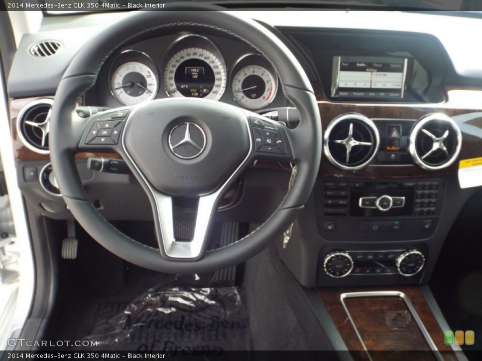 Black Interior Dashboard for the 2014 Mercedes-Benz GLK 350 4Matic #90571084