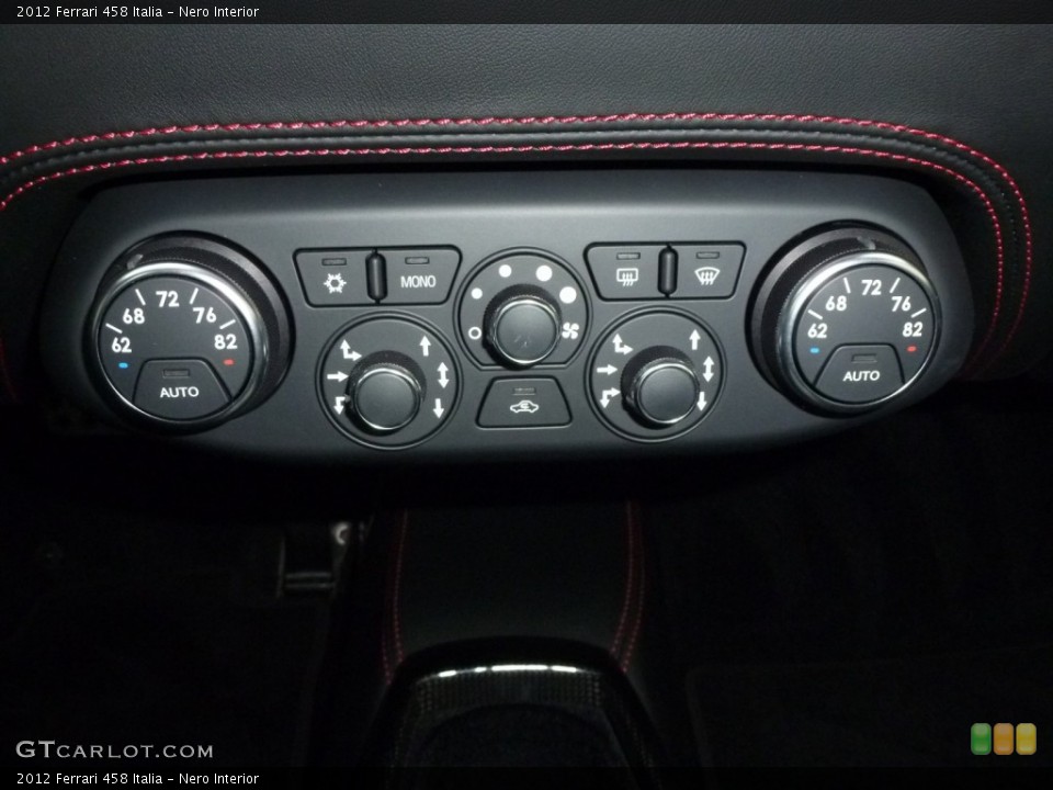 Nero Interior Controls for the 2012 Ferrari 458 Italia #90583942
