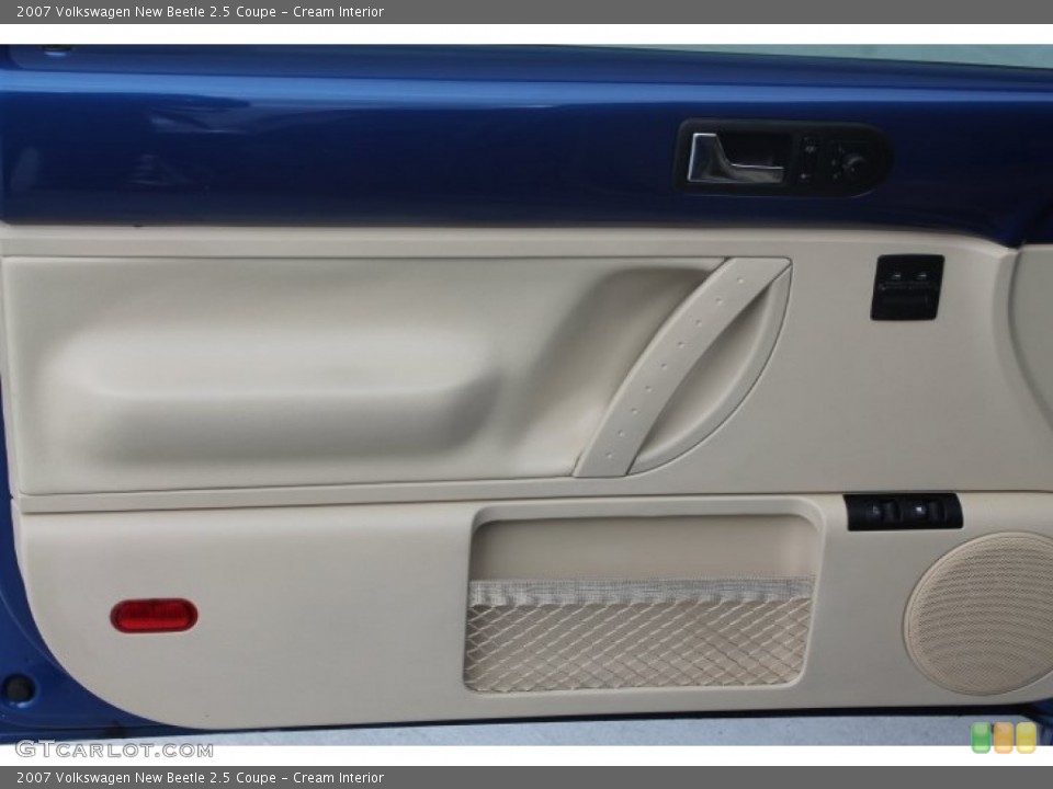 Cream Interior Door Panel for the 2007 Volkswagen New Beetle 2.5 Coupe #90590179
